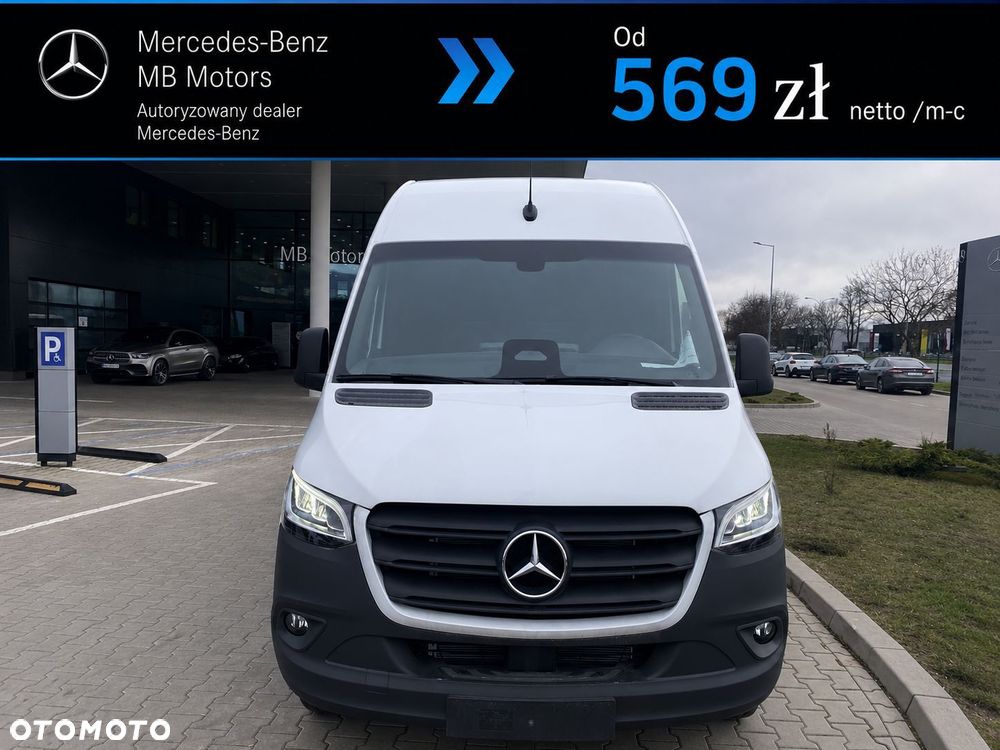 Mercedes-Benz Sprinter - 5