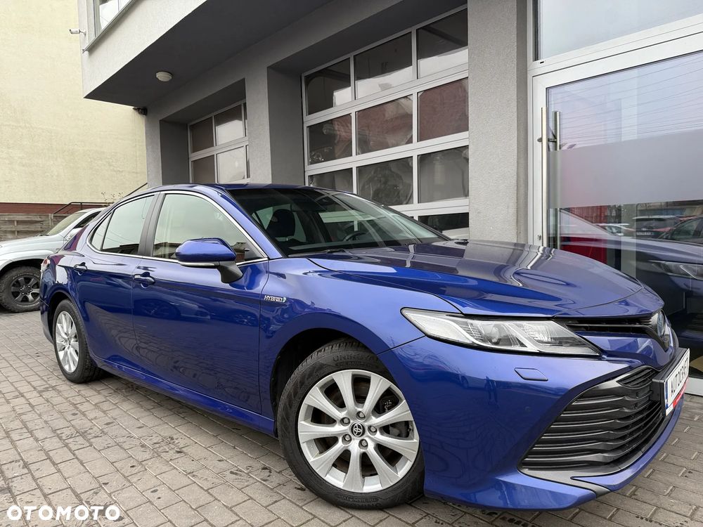 Toyota Camry 2.5 Hybrid Comfort CVT - 1