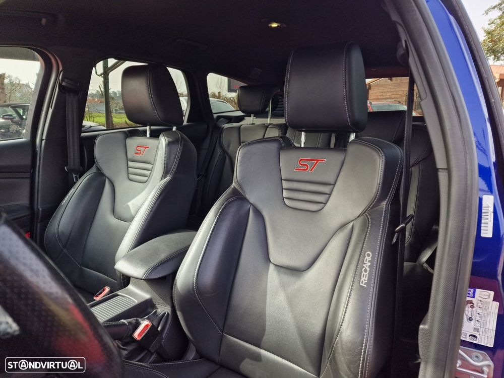 Ford Focus SW 2.0 TDCi ST-2 - 9