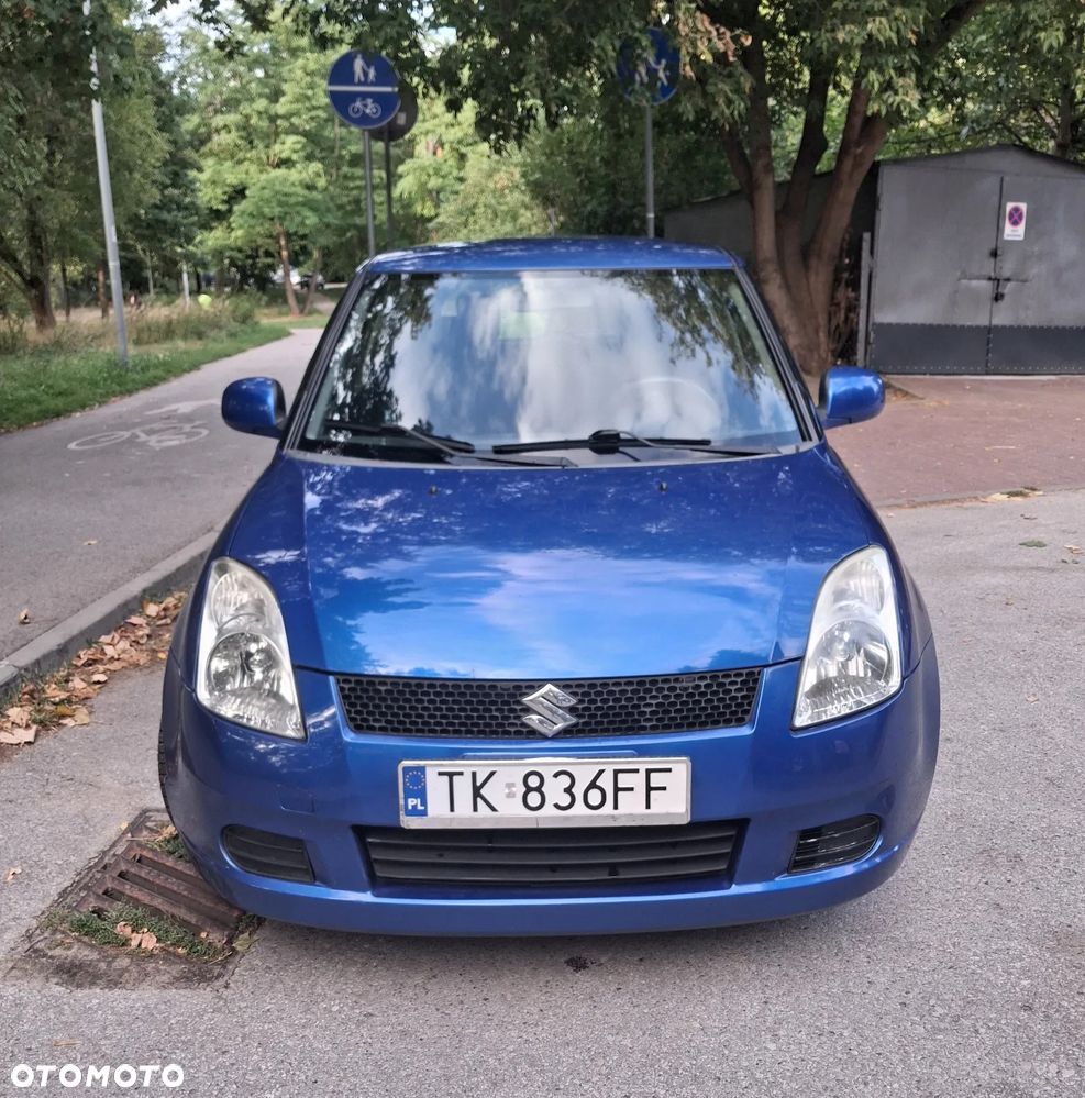 Suzuki Swift - 4