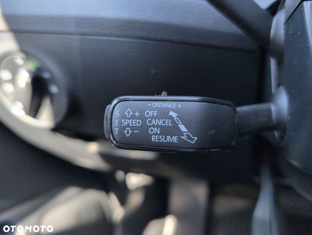 Skoda Superb 2.0 TDI SCR Ambition DSG - 27