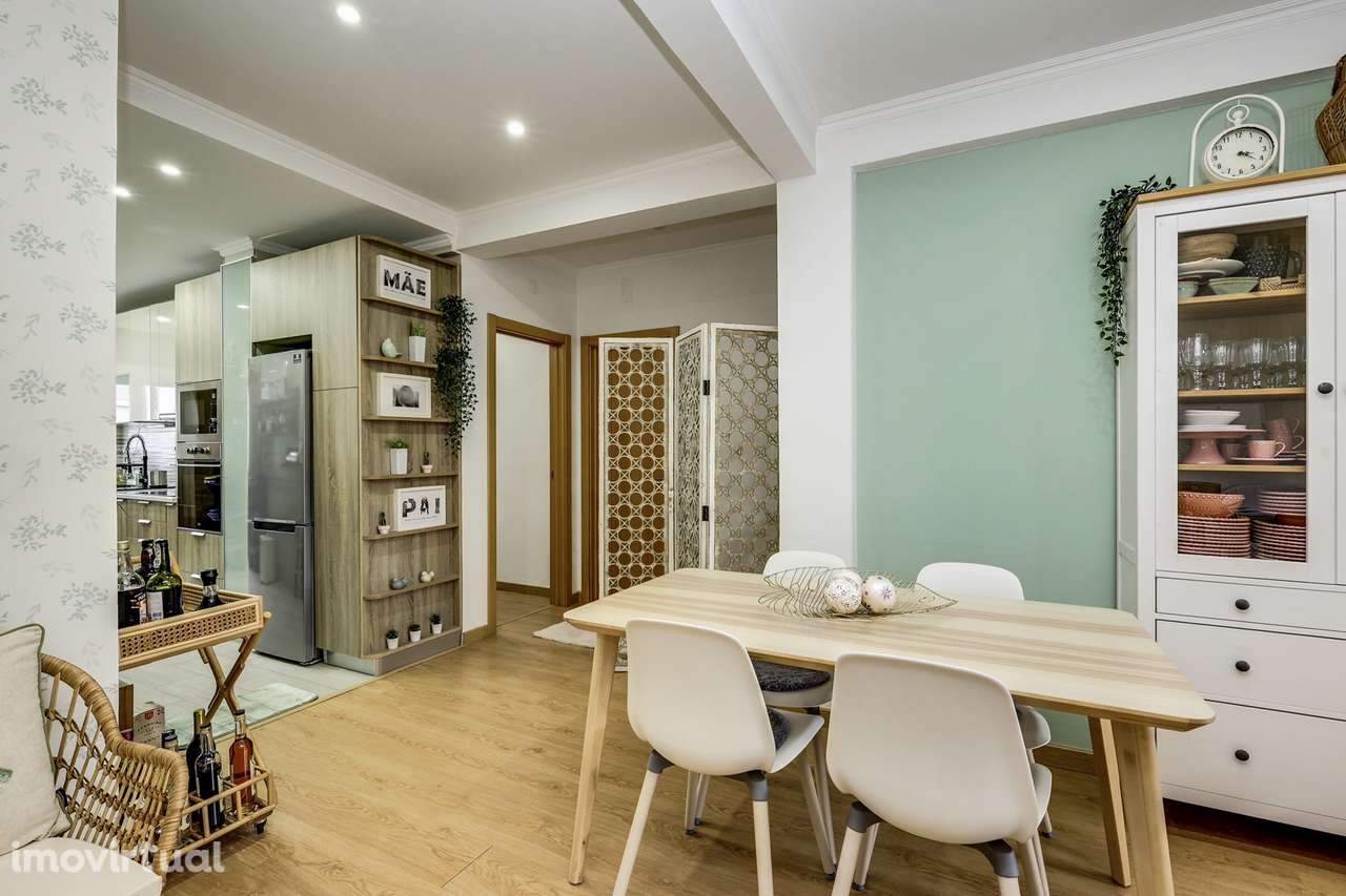 OPORTUNIDADE EM ODIVELAS - T2 COM LOCALIZAÇÃO CENTRAL - Grande imagem: 5/18