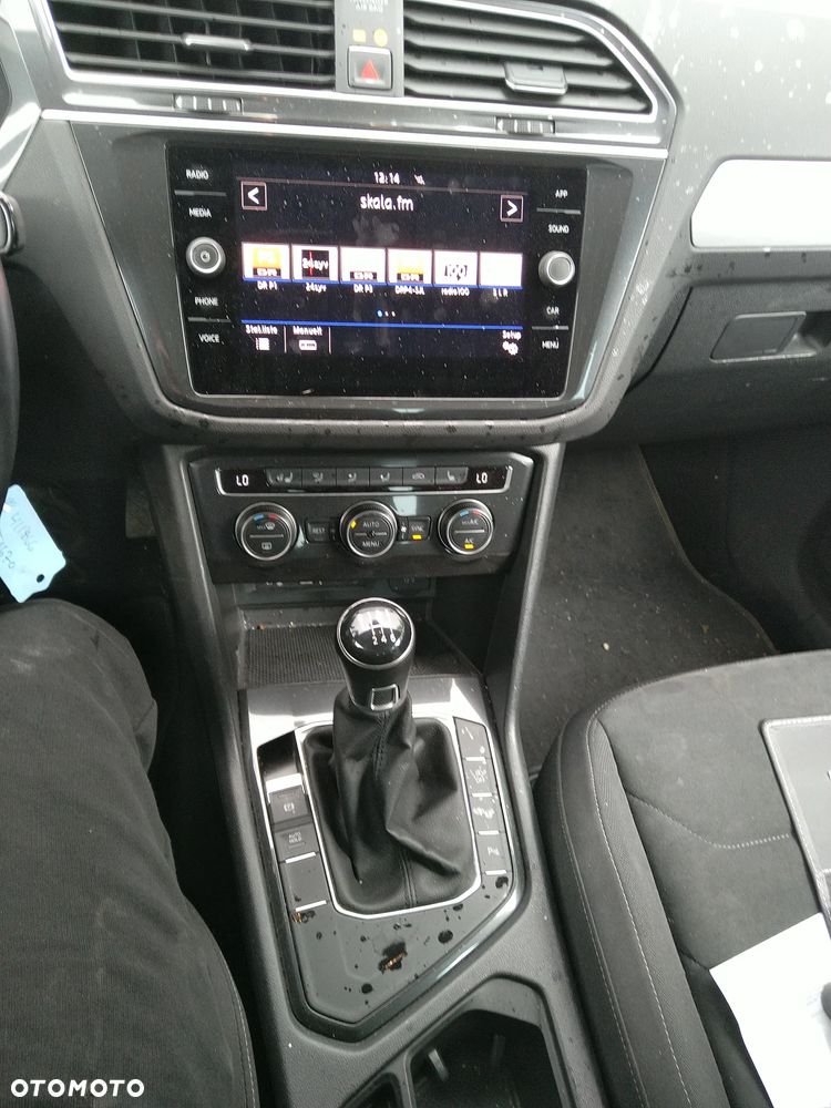 Volkswagen Tiguan - 14