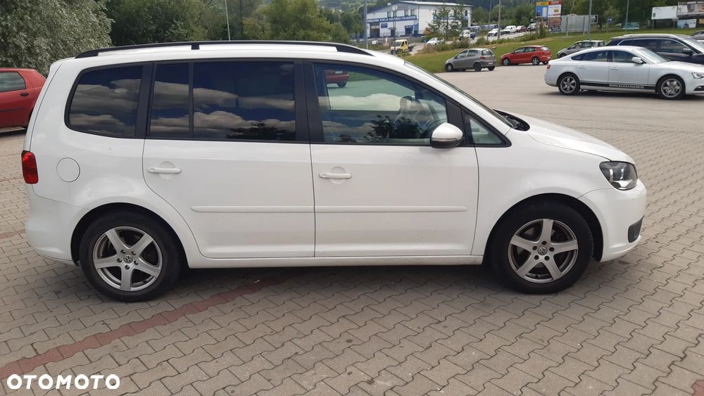 Volkswagen Touran 1.6 TDI DPF DSG Highline - 3