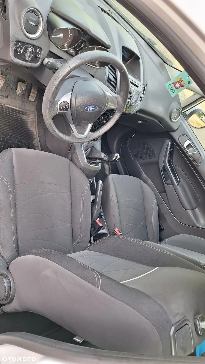 Ford Fiesta - 6