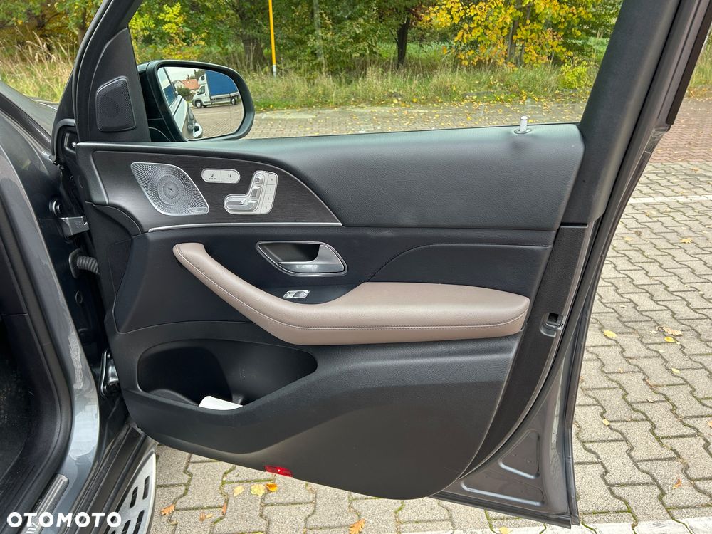 Mercedes-Benz GLE 300 d 4-Matic - 17