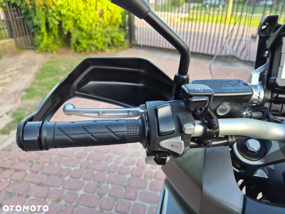 Honda X-ADV - 16