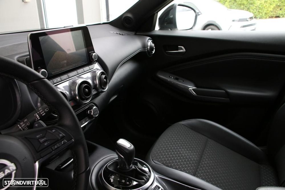 Nissan Juke 1.0 DIG-T Acenta DCT - 26