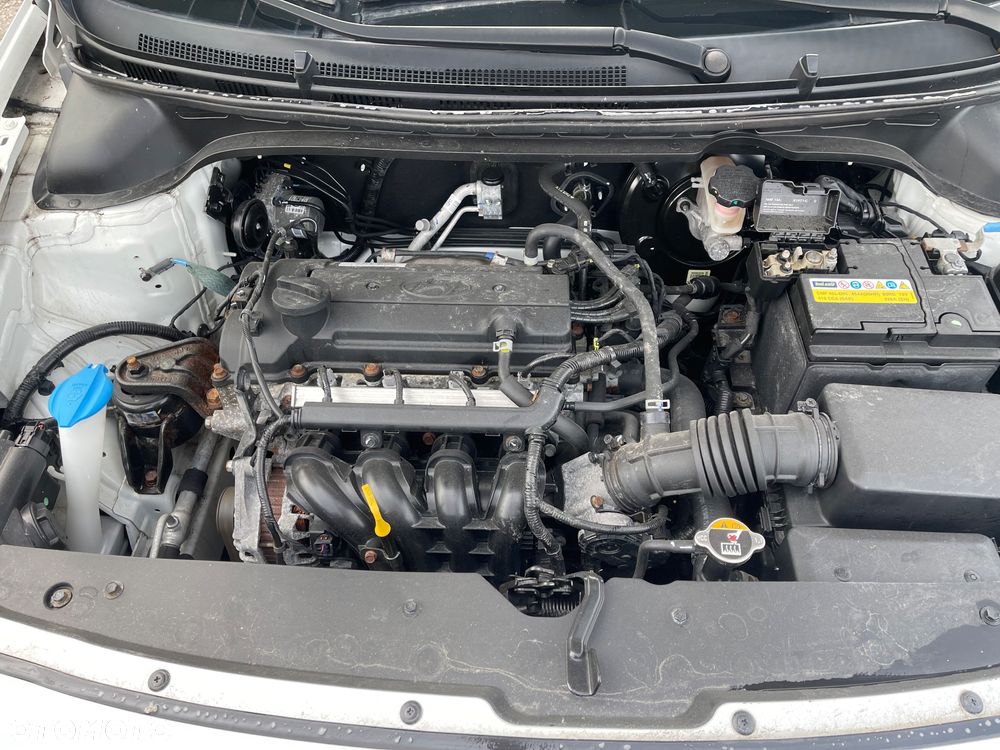 Hyundai i20 1.2 BlueDrive Elegant - 15