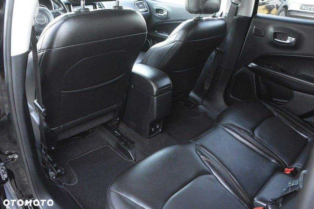 Jeep Compass 1.4 TMair Limited FWD S&S - 33