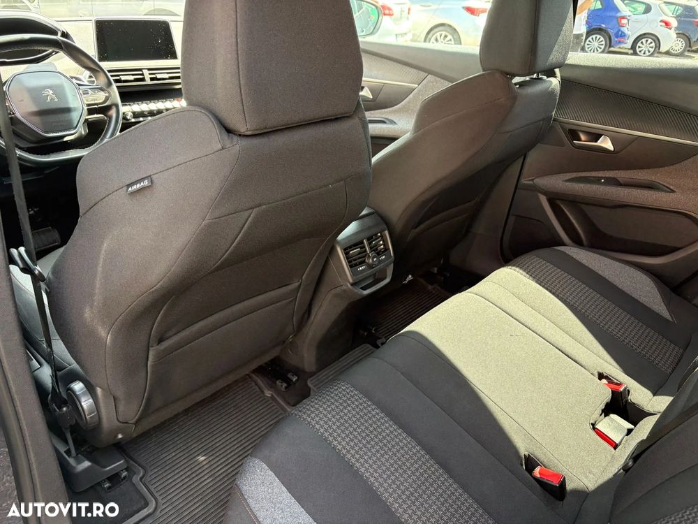 Peugeot 3008 1.5 BlueHDI S&S EAT8 Allure - 7