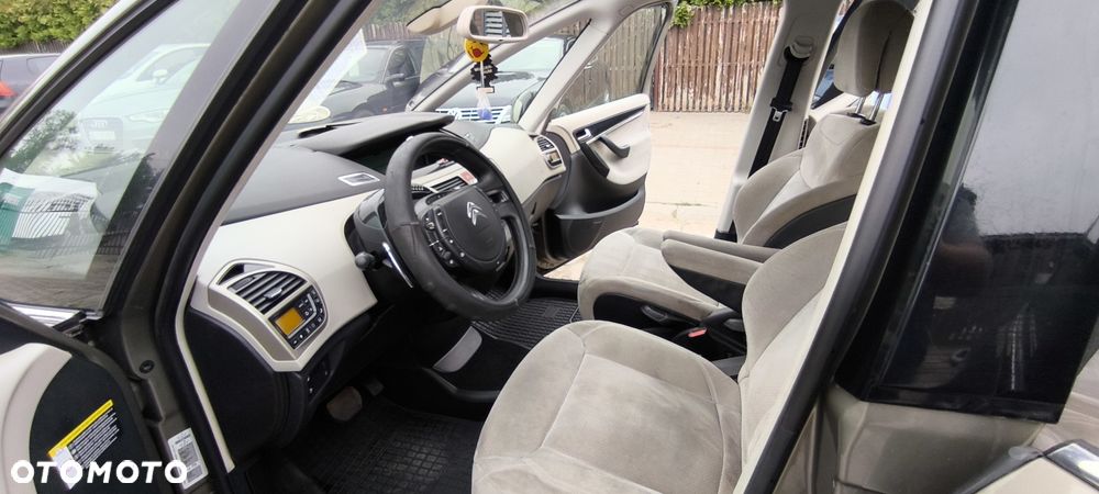 Citroën C4 Picasso - 8