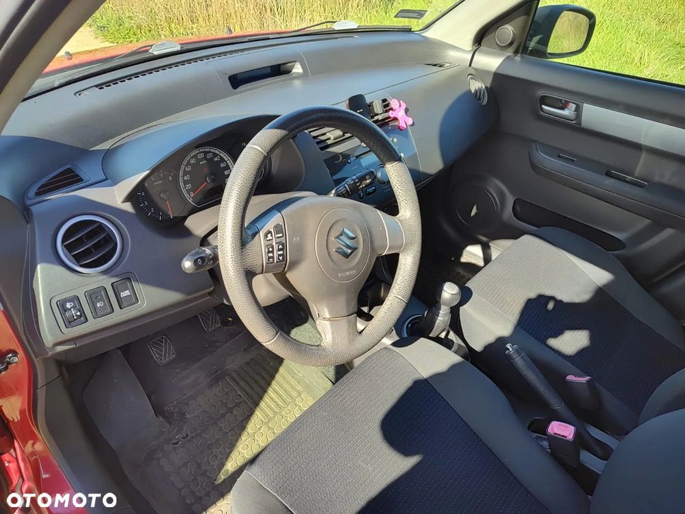 Suzuki Swift - 13