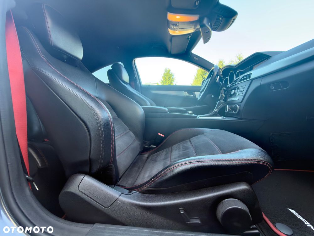 Mercedes-Benz Klasa C 250 Sport 7G-TRONIC - 25