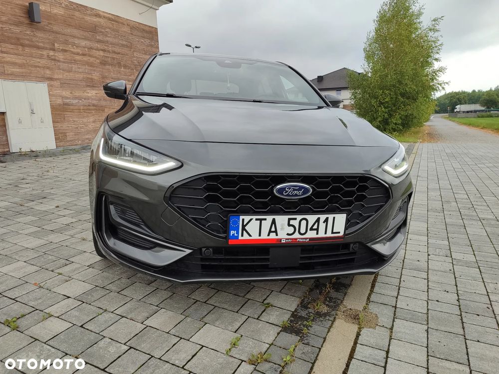 Ford Focus 1.0 EcoBoost Hybrid ST-LINE - 29