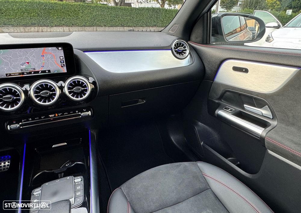 Mercedes-Benz GLA 250 e AMG Line - 16