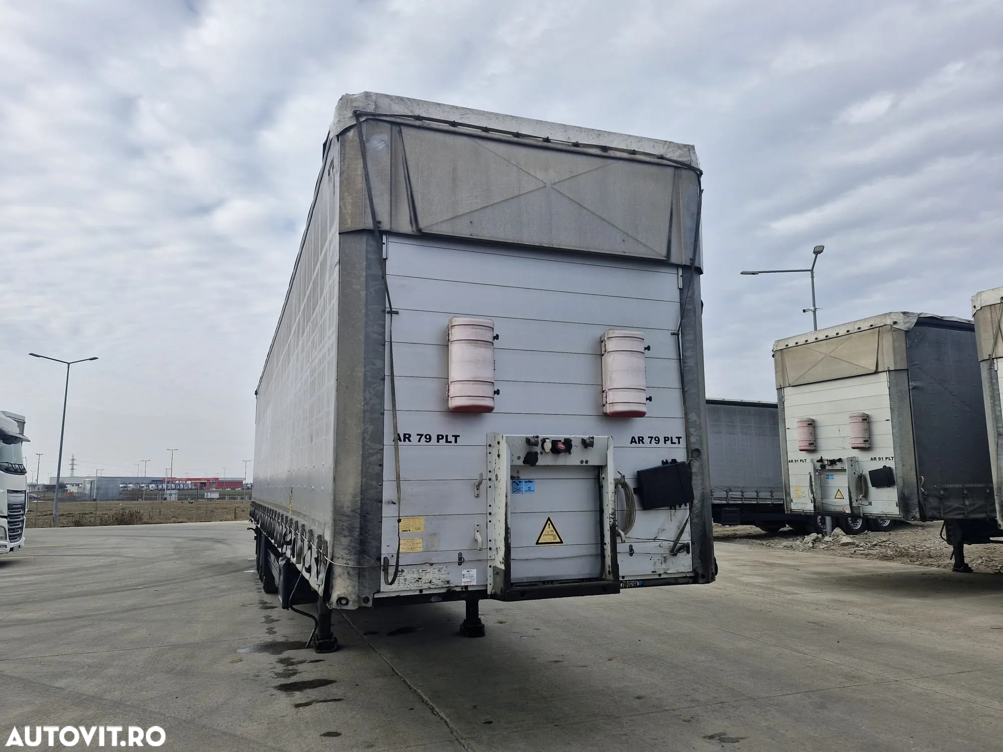 Schmitz Cargobull Varios - 7
