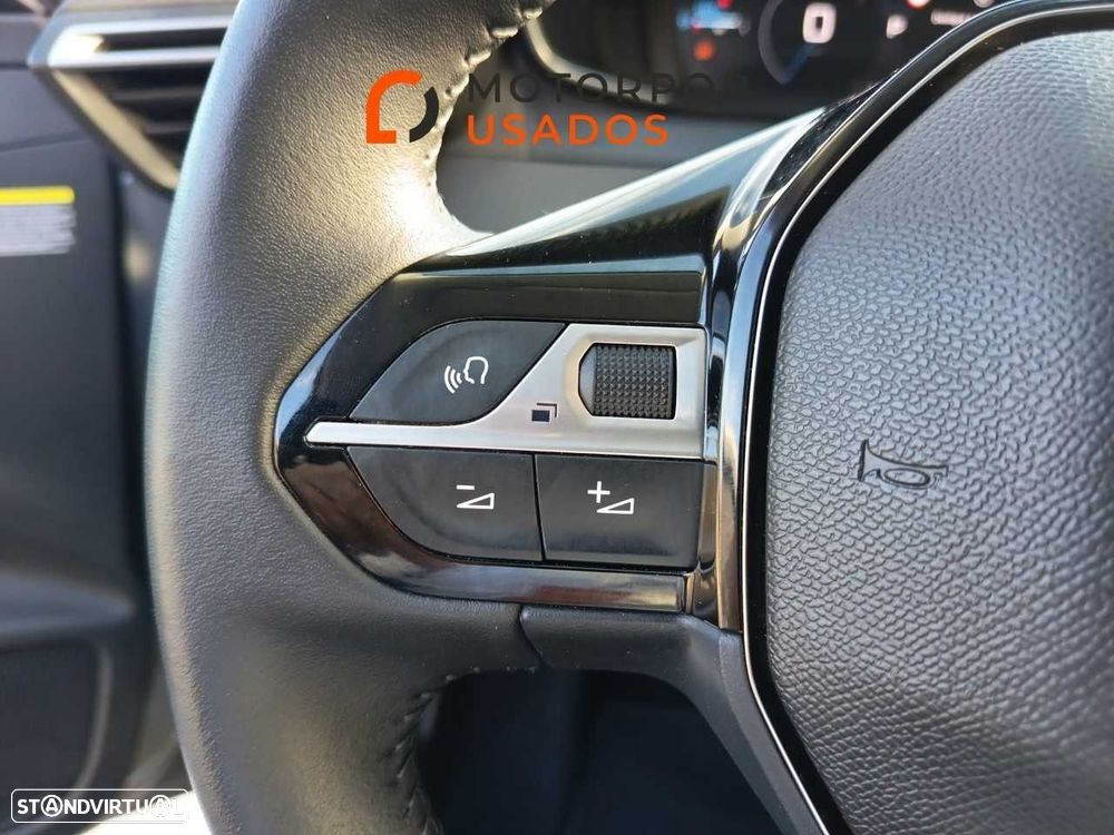 Peugeot 208 1.2 Hybrid Allure e-DCS6 - 15