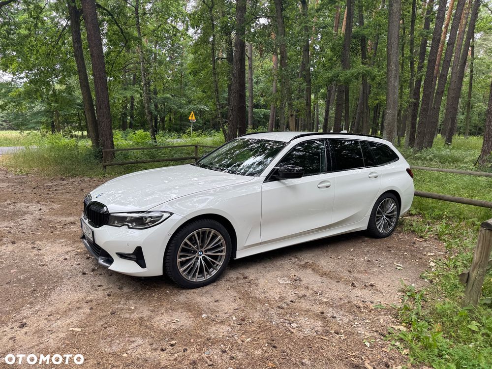 BMW Seria 3 320d Sport Line Shadow - 1