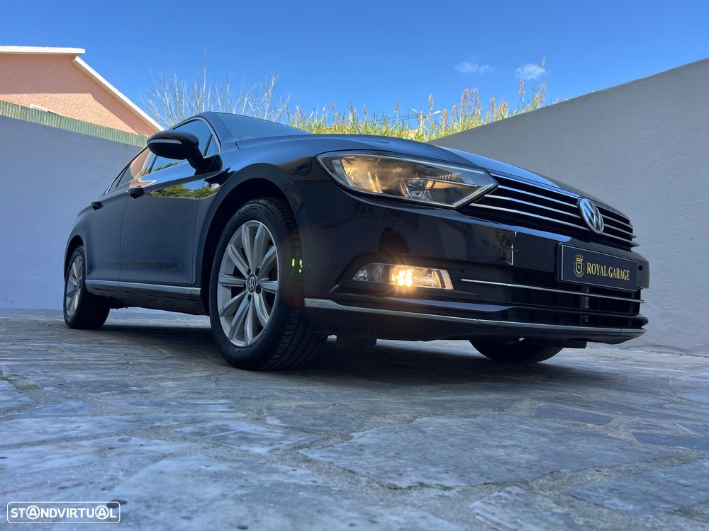 VW Passat 2.0 TDI Confortline DSG - 16