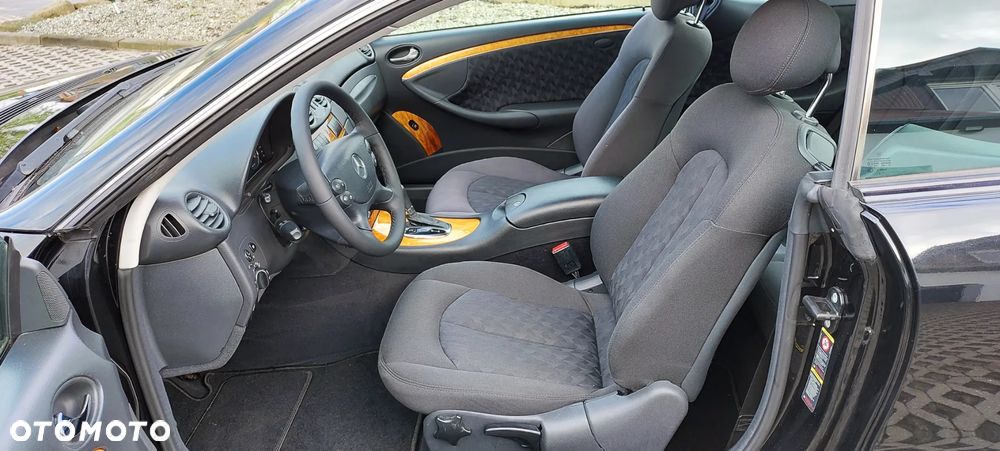Mercedes-Benz CLK - 9