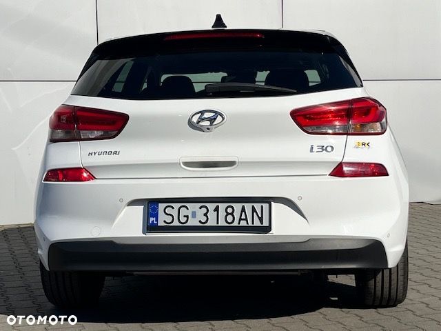 Hyundai i30 1.6 D Premiere Luxury - 6