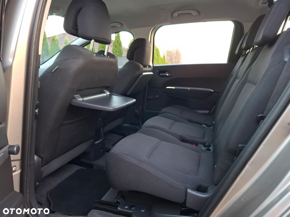 Peugeot 5008 1.6 HDi Trendy - 17