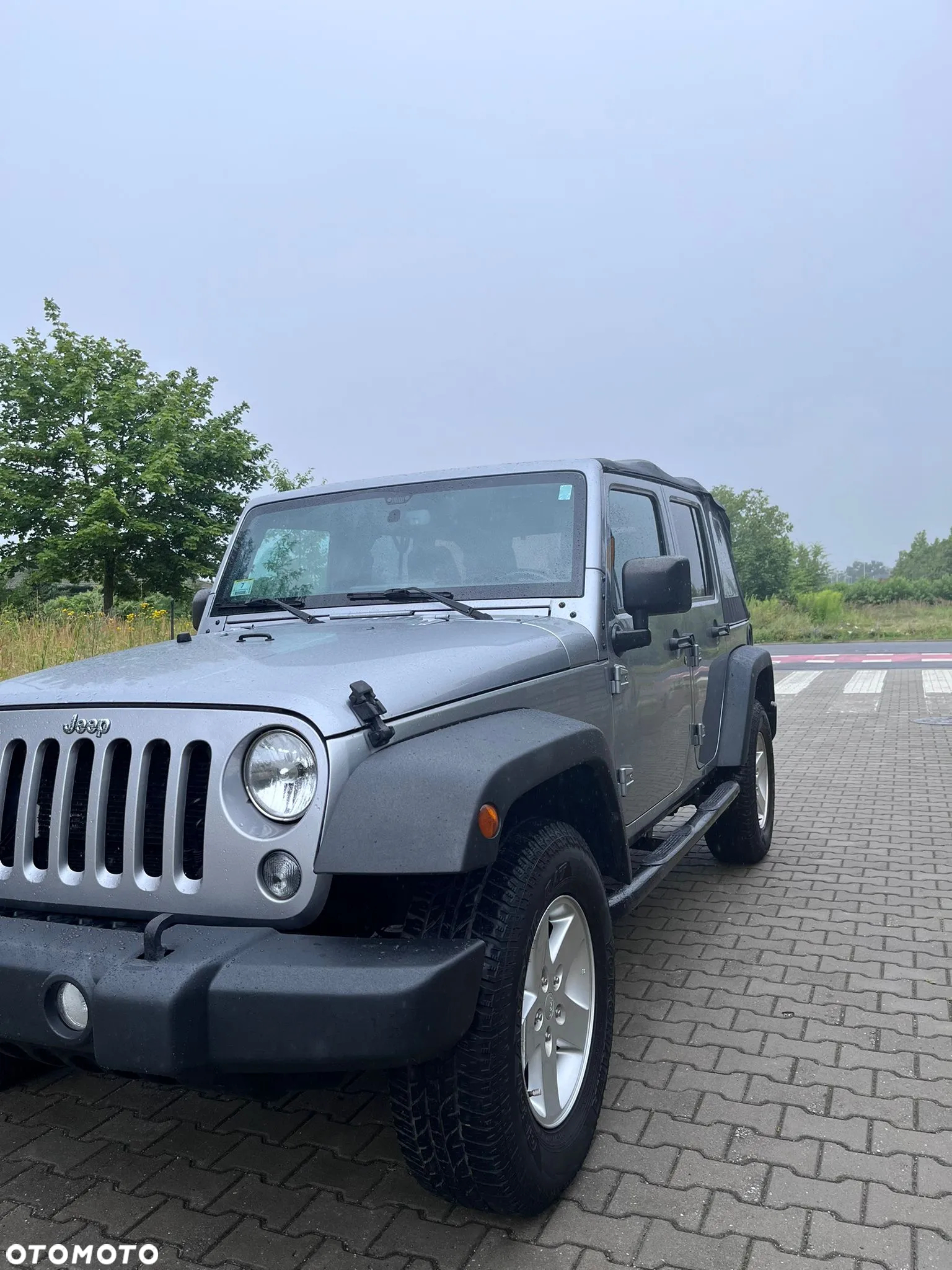 Jeep Wrangler - 2
