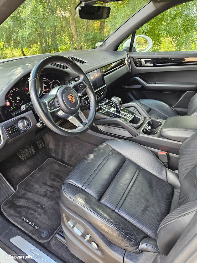 Porsche Cayenne S - 9