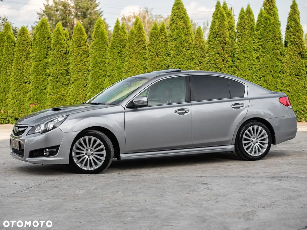 Subaru Legacy 2.5i GT - 7