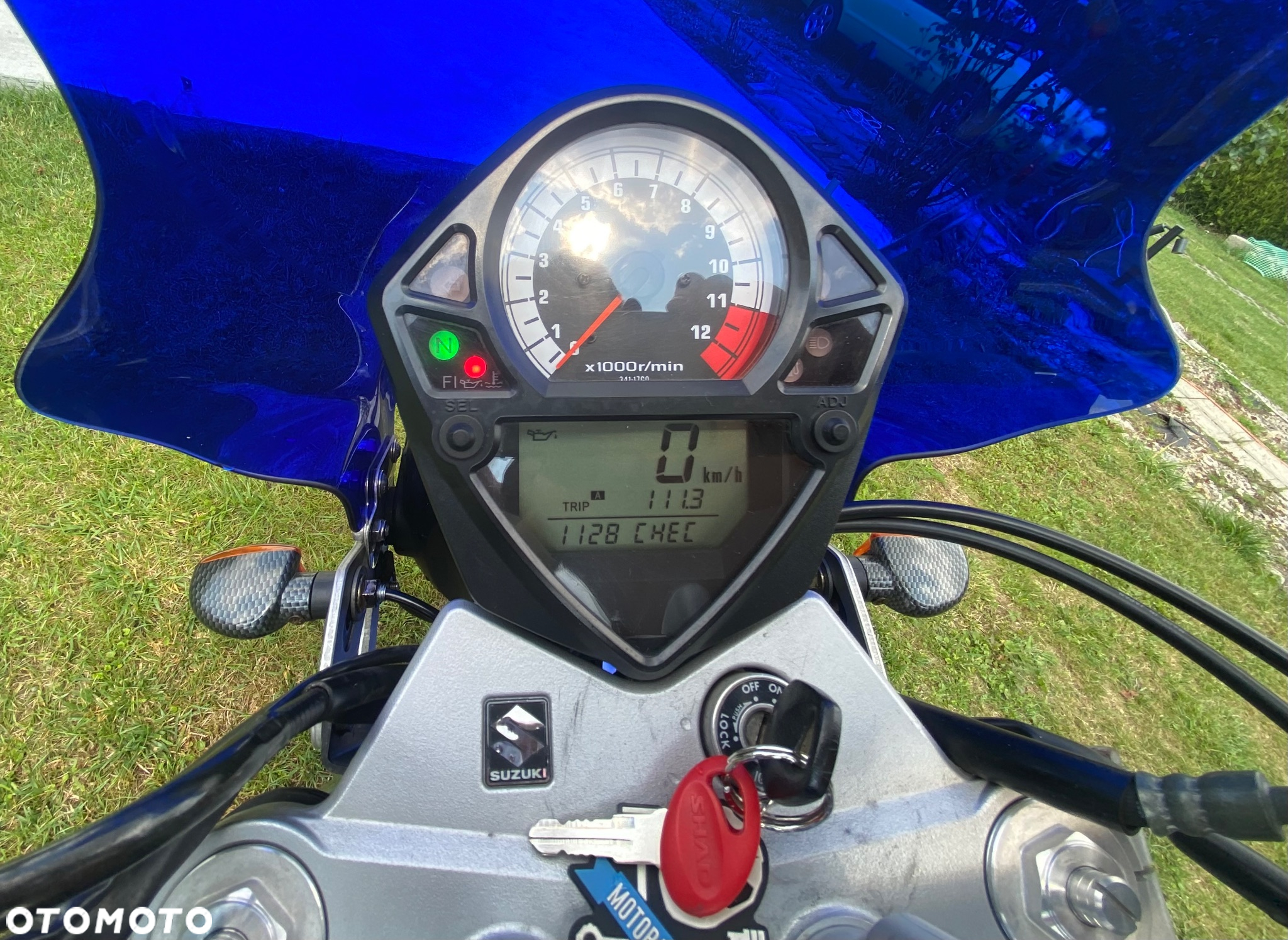 Suzuki SV - 12