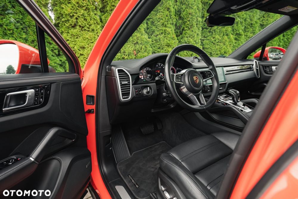 Porsche Cayenne Coupe - 9