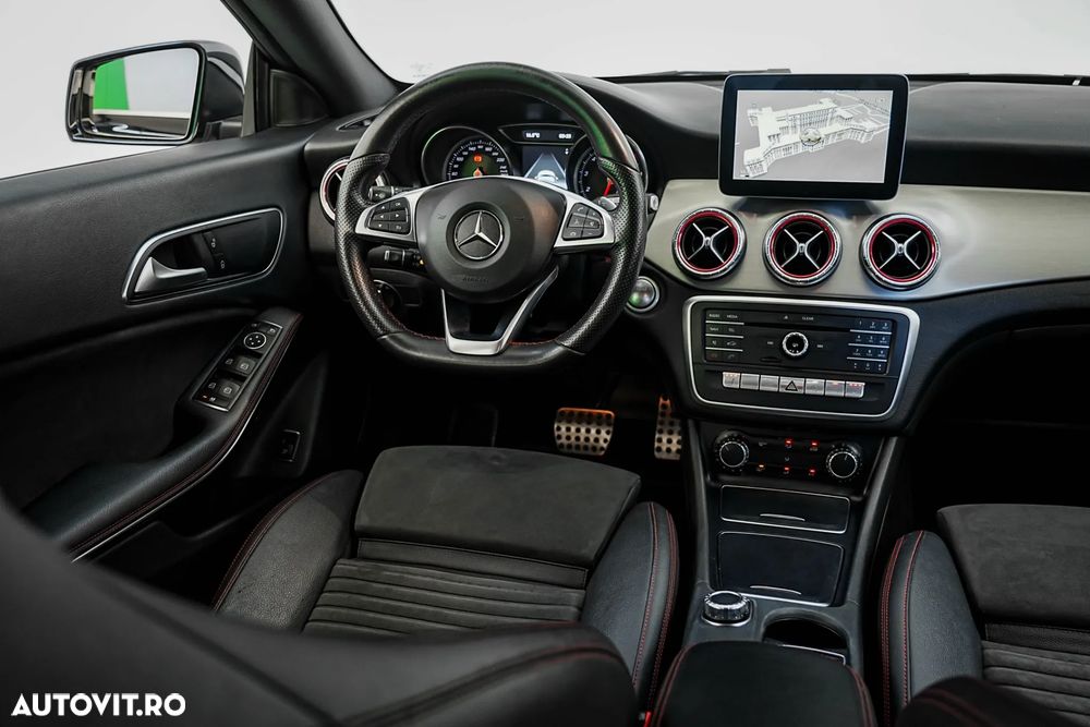 Mercedes-Benz CLA 180 7G-DCT AMG Line - 8