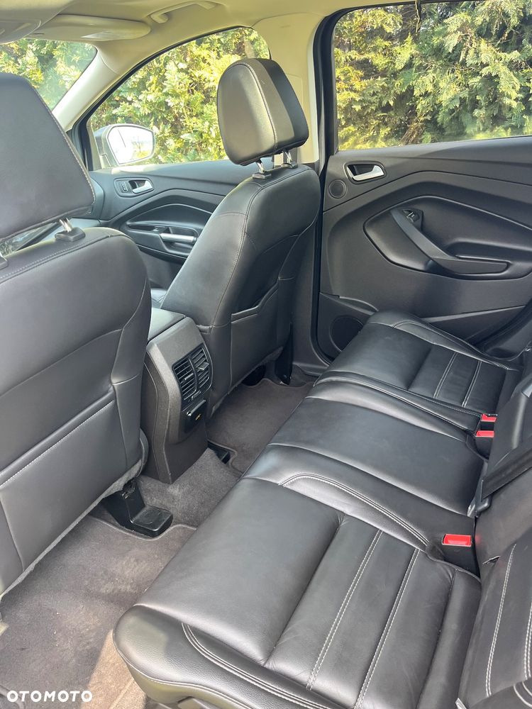 Ford Escape 2.0 EcoBoost AWD Titanium - 7