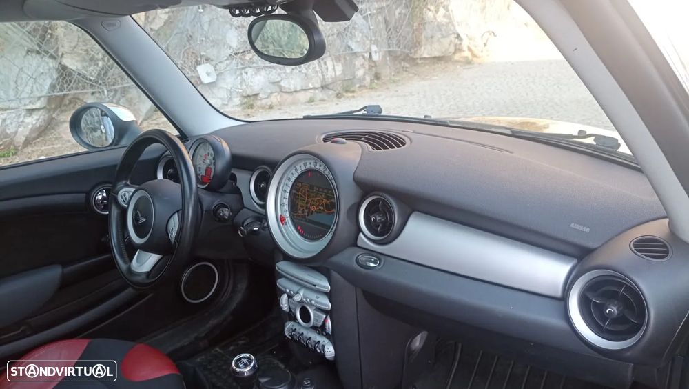 MINI 3 Portas Cooper D - 9