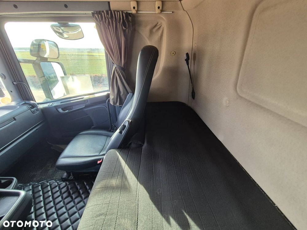 Scania R560 V8 SALON PL | CHŁODNIA SCHMITZ | WINDA - 21