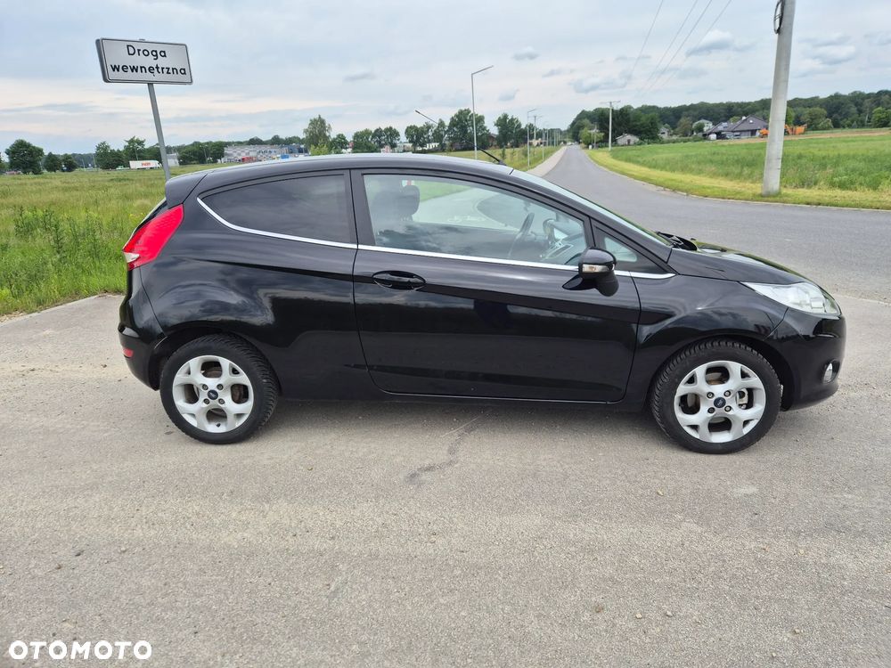 Ford Fiesta 1.25 Titanium - 10