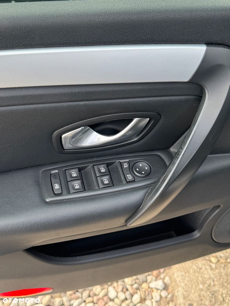 Renault Laguna dCi 150 FAP Dynamique - 19