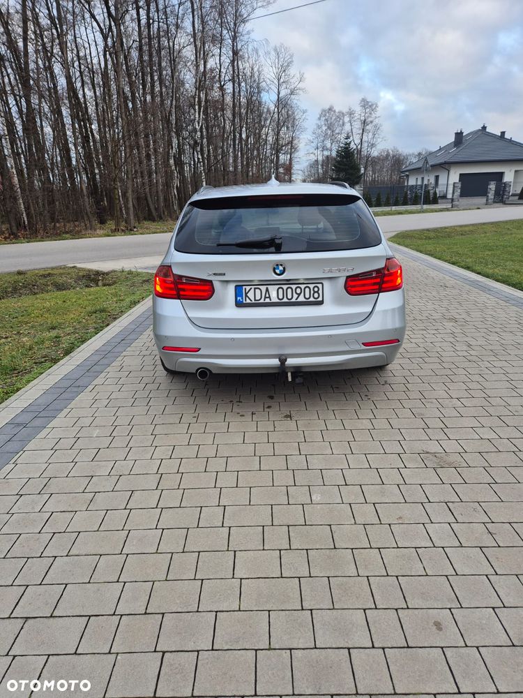 BMW Seria 3 320d xDrive Sport-Aut Sport Line - 6