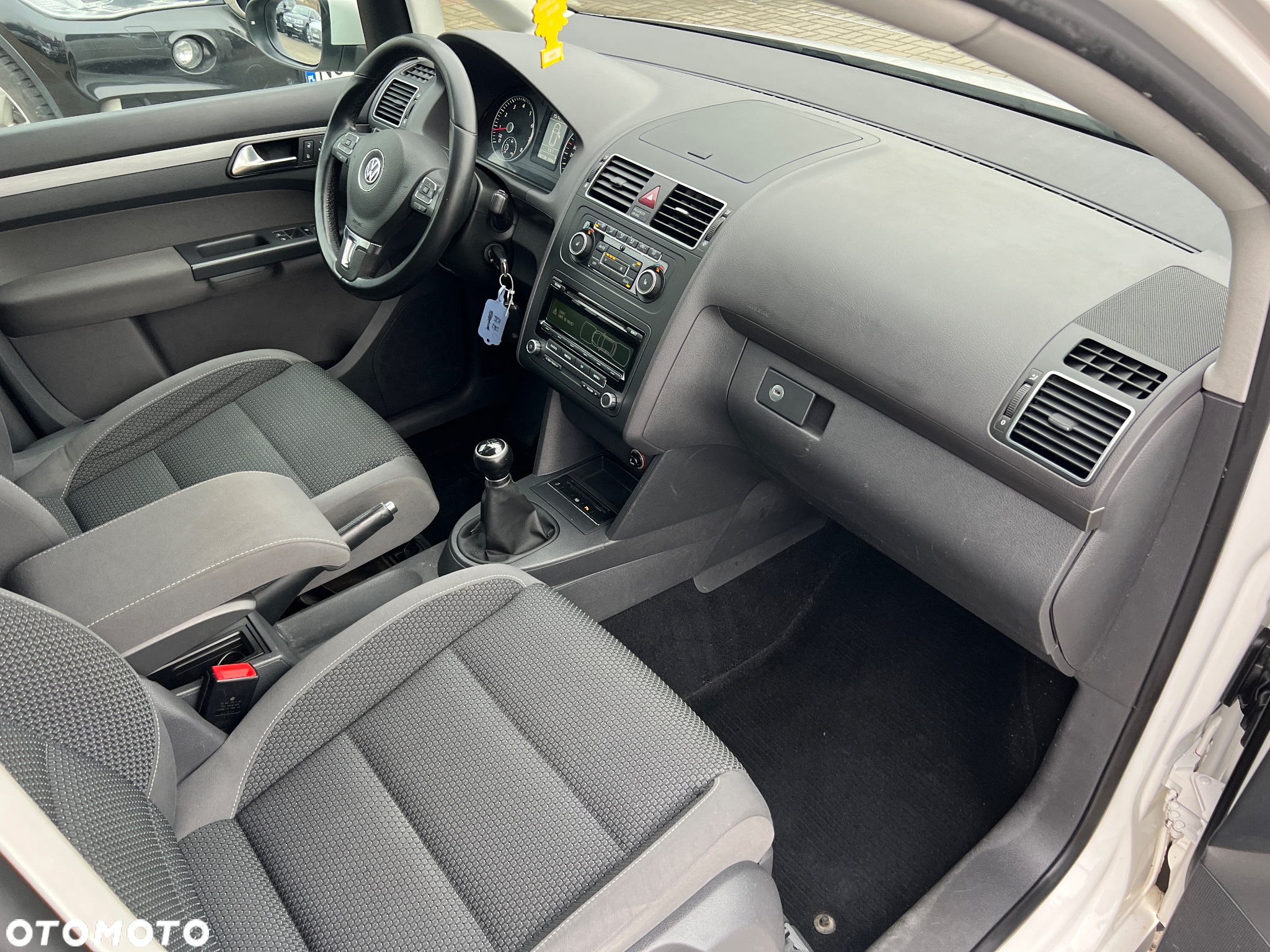 Volkswagen Touran 1.4 TSI Comfortline - 7