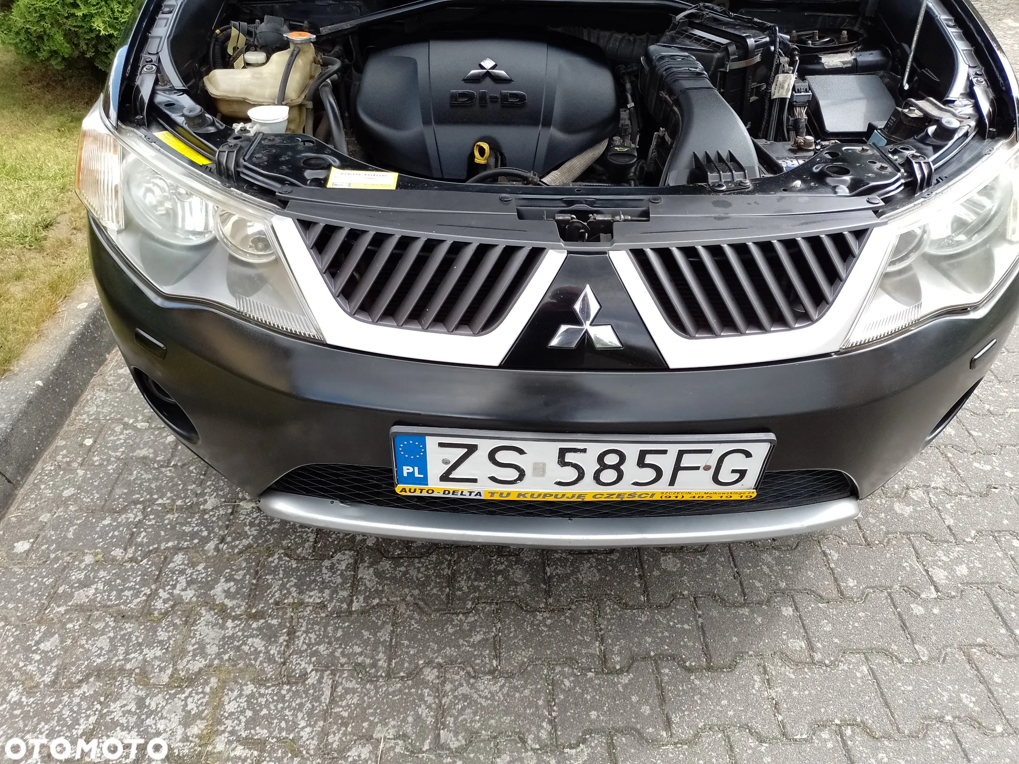 Mitsubishi Outlander 2.2 DID Intense + - 12