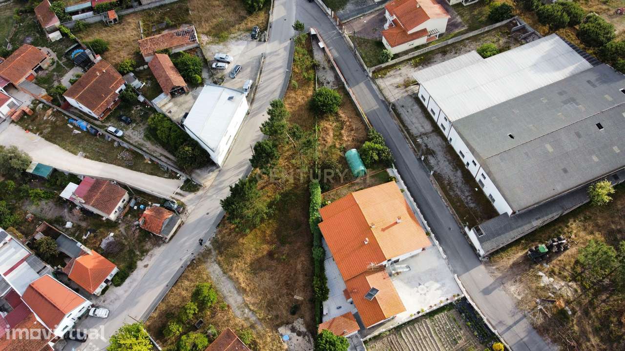 Terreno com Viabilidade de Construção no Centro de Alpedriz – 1.200 m² - Grande imagem: 3/3