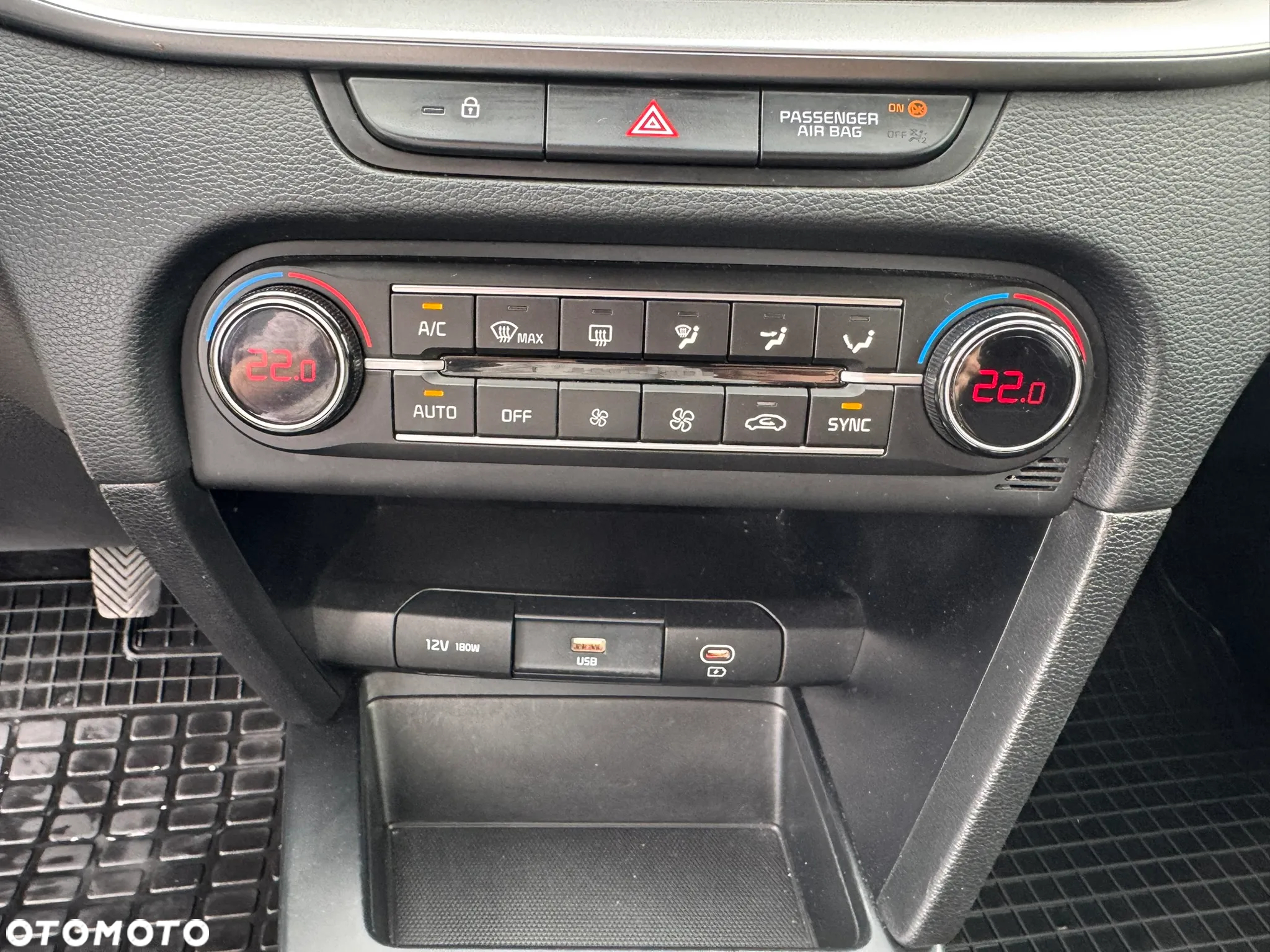 Kia XCeed 1.5 T-GDI M - 13