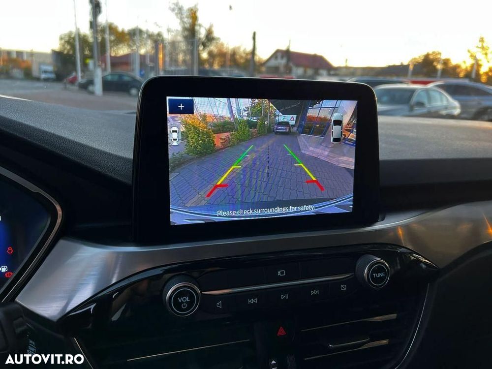 Ford Kuga 2.5 Duratec FHEV AWD Titanium - 27