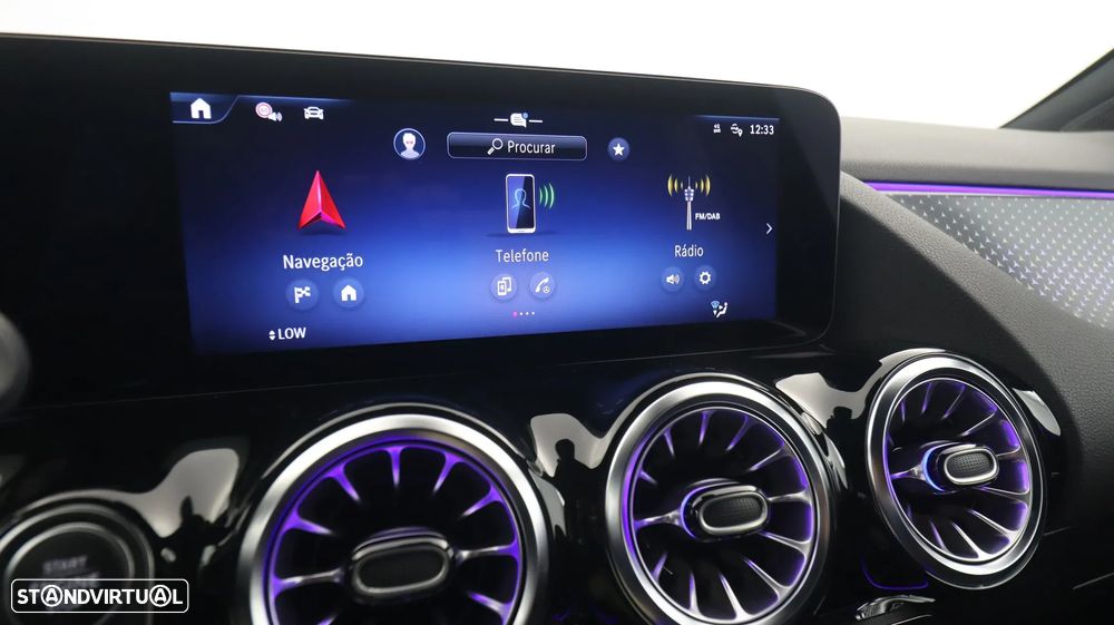 Mercedes-Benz GLA 200 d AMG Line - 15