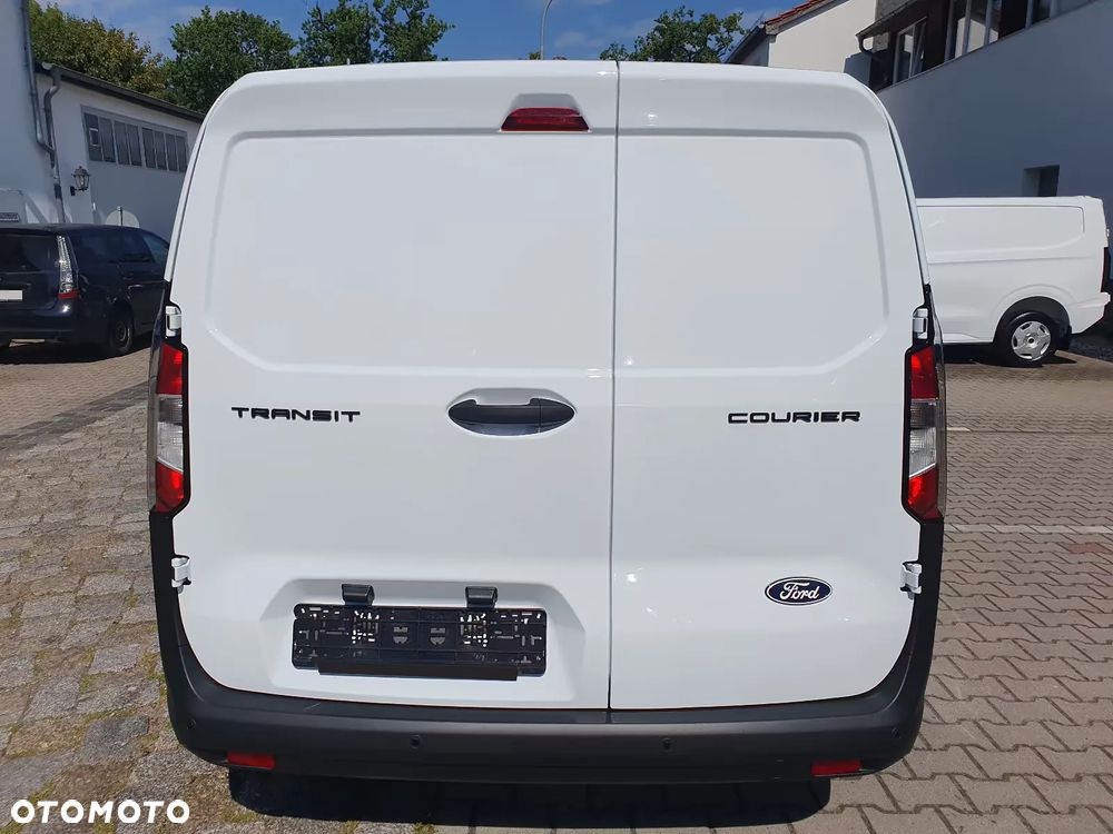Ford Transit Courier - 5