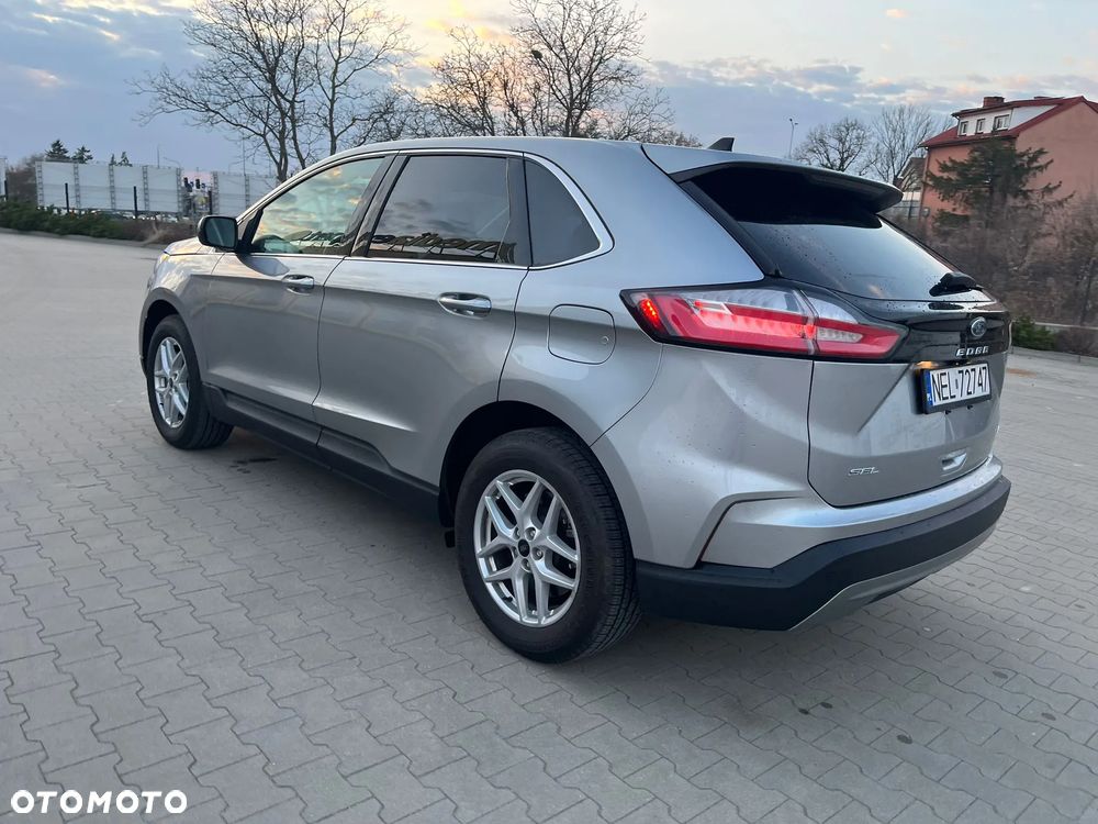 Ford Edge - 16