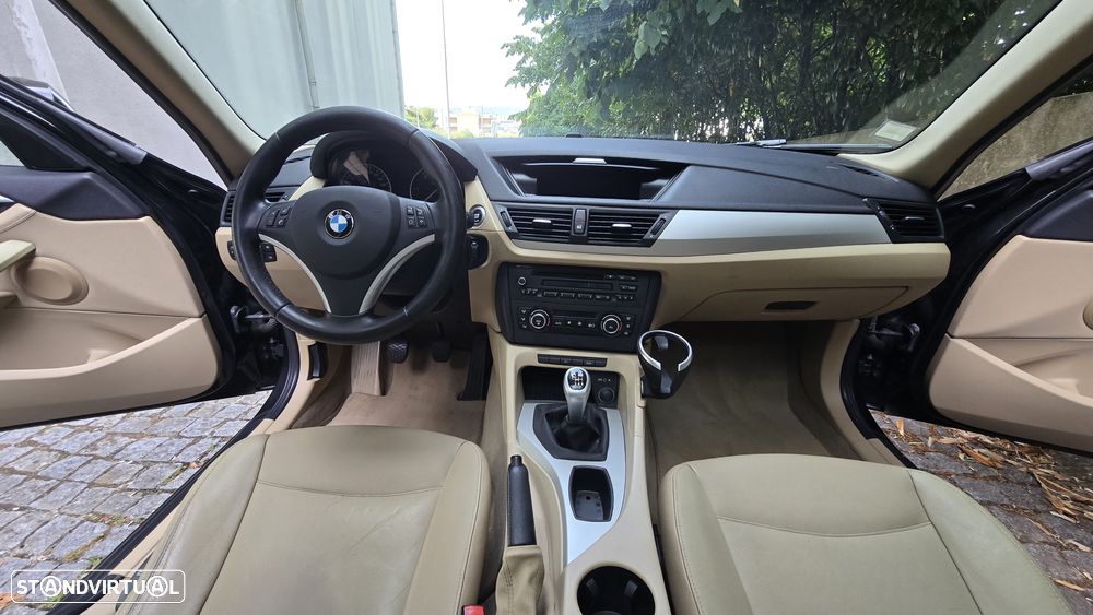 BMW X1 18 d sDrive Line Sport - 10
