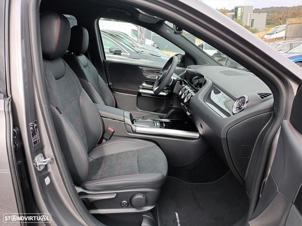 Mercedes-Benz B 180 d - 14