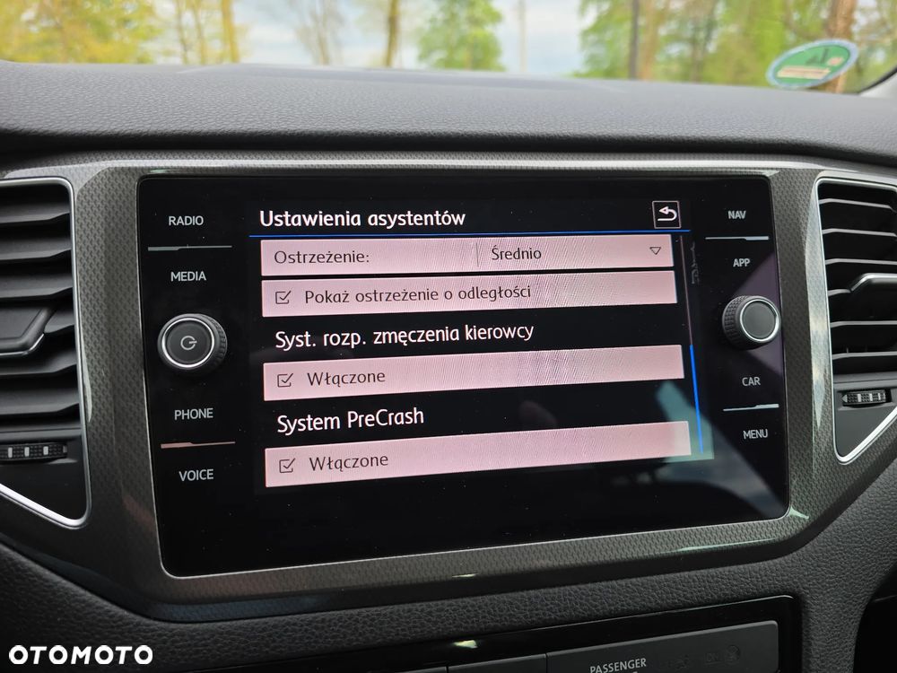 Volkswagen Golf Sportsvan 2.0 TDI SCR DSG Join - 25